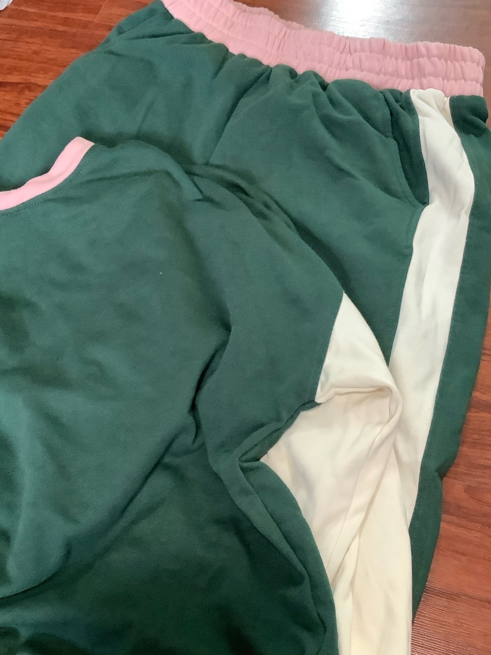Women’s Forest Green and Pink Colorblock Pajama Set - Picture 2 of 3